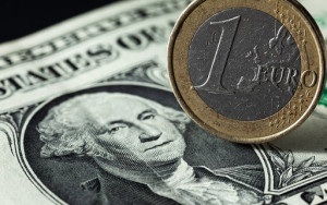 костин назвал необратимым отказ России от доллара и евро - фото - 1