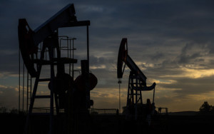 bloomberg: страны G7 объявят об уровне потолка цен на российскую нефть 23 ноября - фото - 1