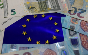 экономика еврозоны официально вошла в рецессию - фото - 1