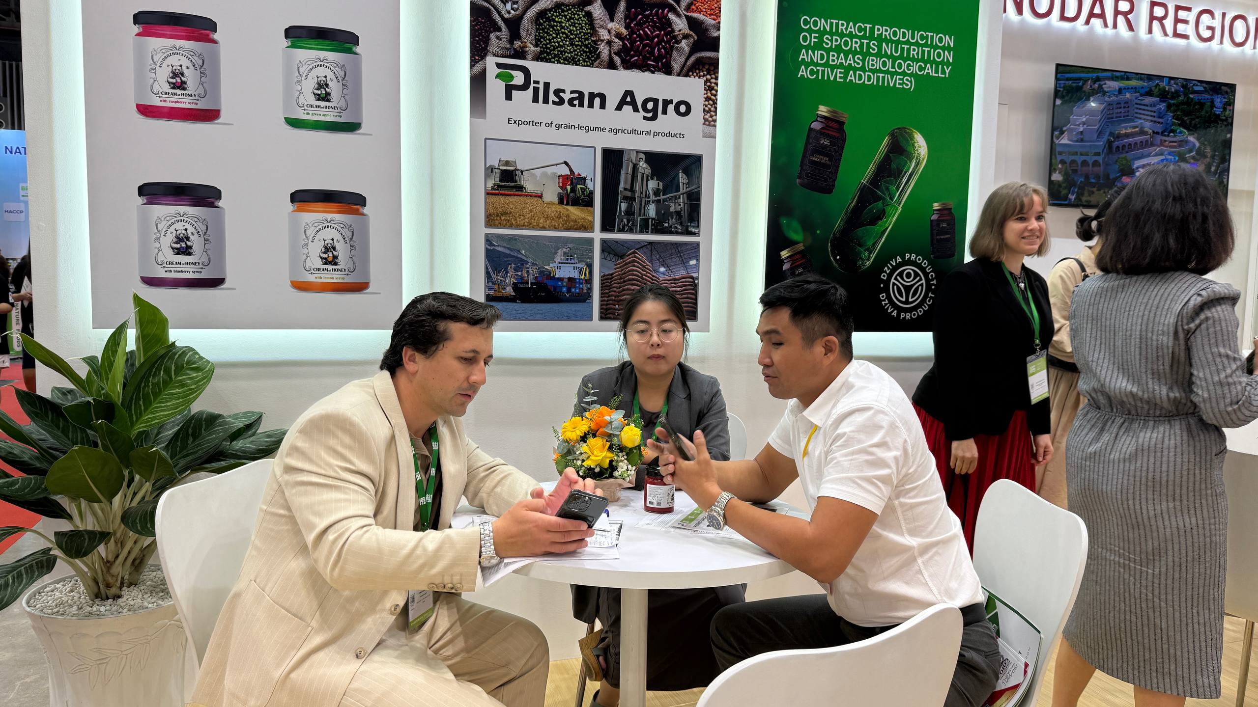 photo_5235938461431303661