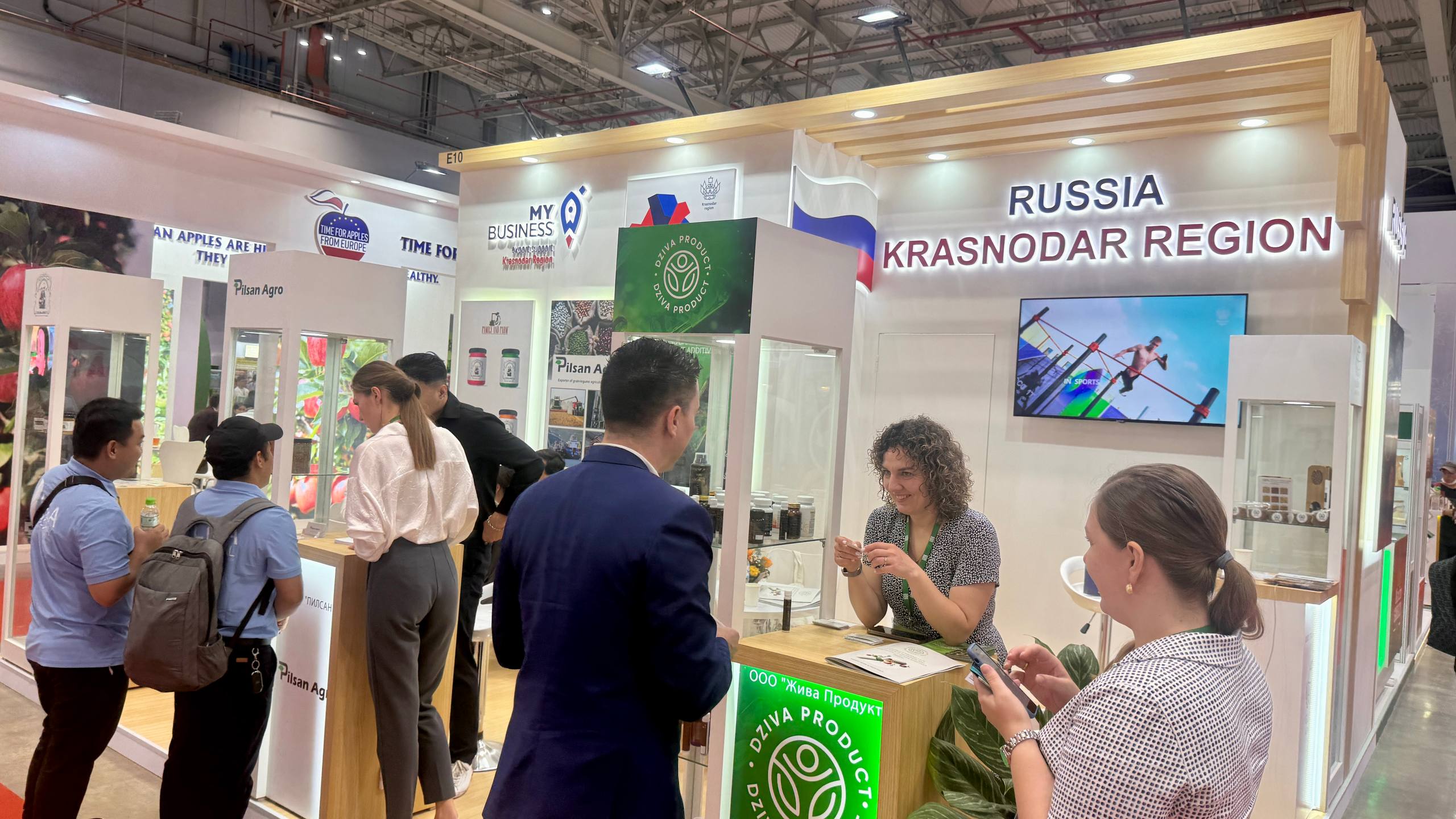 photo_5235938461431303664