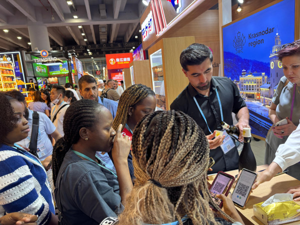 whatsapp-image-2025-11