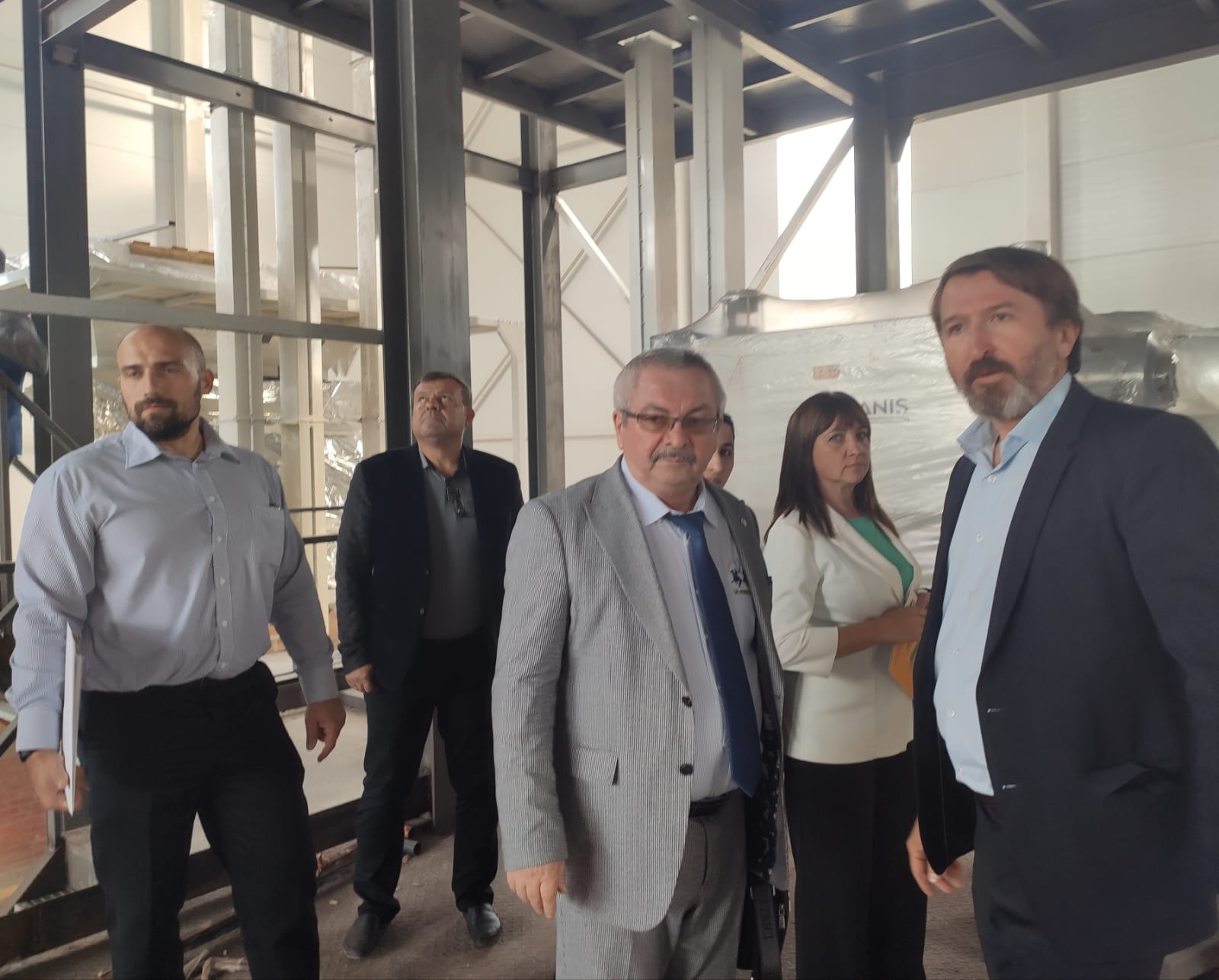 whatsapp-image-2024-94