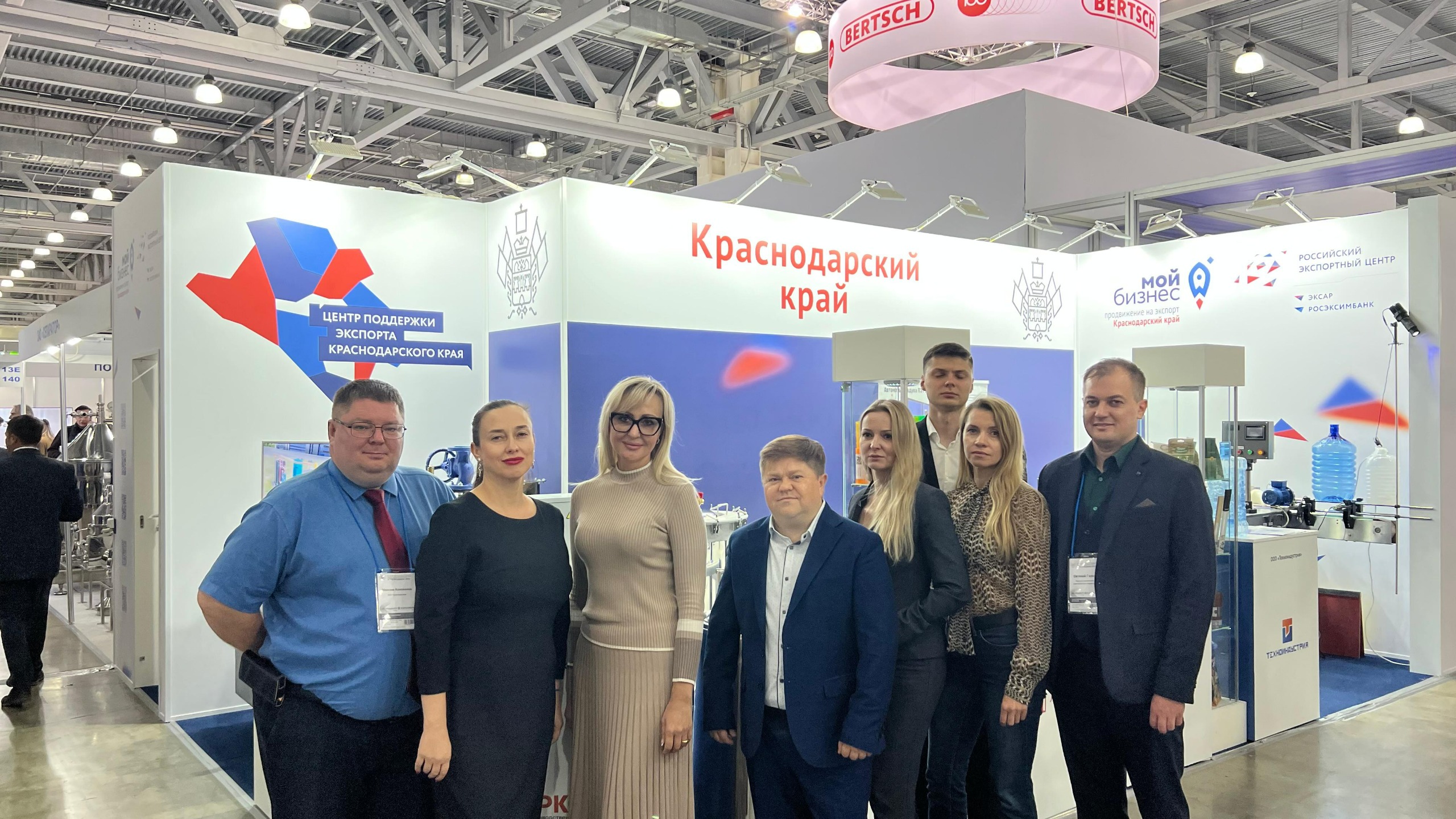 whatsapp-image-2025-61