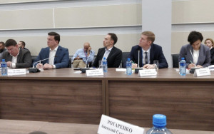 круглый стол на тему «Государственная поддержка экспорто ориентированных компаний» - фото - 1