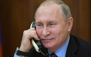 доллар упал ниже 76 рублей после телефонного разговора Путина и Байдена - фото - 1