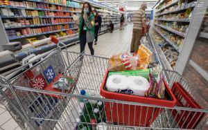 инфляционные ожидания россиян выросли до четырехлетнего максимума - фото - 1