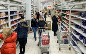 ажиотажный спрос перед изоляцией поддержал розницу в I квартале - фото - 1
