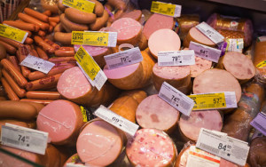 аналитики назвали наиболее подорожавшие за апрель продукты - фото - 1