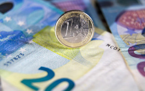 инфляция в еврозоне достигла трехлетнего максимума - фото - 1