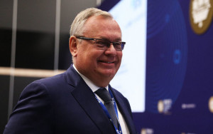 костин оценил эффект от изменения условий программы льготной ипотеки - фото - 1