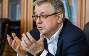 ректор ВШЭ назвал причиной бедности неуспеваемость в школе - фото - 1