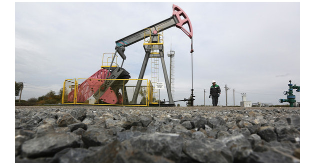 стоимость нефти Brent достигла $76 за баррель впервые более чем за два года - фото - 1