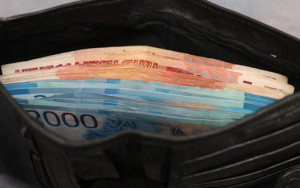 минимальный размер оплаты труда вырастет в 2022 году на 6,4% - фото - 1