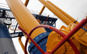 «газпром» возобновил поставки по газопроводу Ямал — Европа - фото - 1