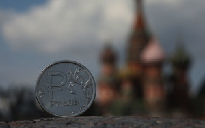 российский рубль занял предпоследнее место в «индексе бигмака» - фото - 1