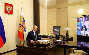 путин обсудил с Совбезом макроэкономическую ситуацию в России - фото - 1