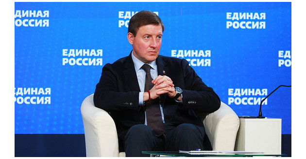 турчак: 600 000 россиян находятся в простое или под риском увольнения - фото - 1