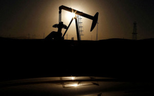 ес введет эмбарго на российскую нефть в течение девяти месяцев - фото - 1
