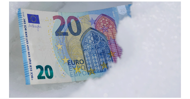 инфляция в еврозоне замедлилась до 10% в ноябре - фото - 1