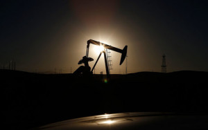 цена нефти Brent превысила $87 за баррель на фоне нападения на Израиль - фото - 1