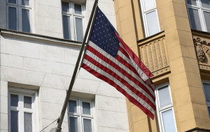 ставки по ипотеке в США упали до минимума с 2022 года - фото - 1