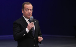 медведев поручил «Единой России» подготовить поправки к проекту бюджета - фото - 1