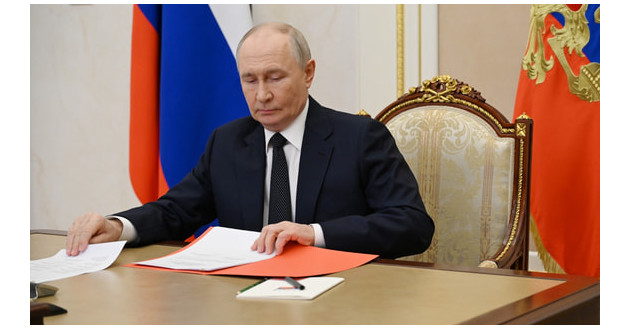путин поручил усовершенствовать налоговые режимы в России - фото - 1