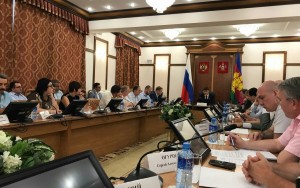 заседание межведомственной рабочей группы по внедрению в Краснодарском крае целевых моделей упрощения процедур ведения бизнеса и повышения инвестиционной привлекательности субъектов РФ - фото - 1